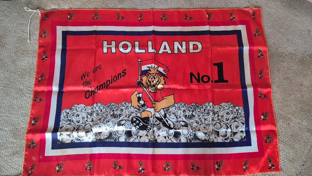 Voetbal vlag Holland 'we are the champions', Verzamelen, Sportartikelen en Voetbal, Ophalen of Verzenden, Gebruikt, Buitenlandse clubs