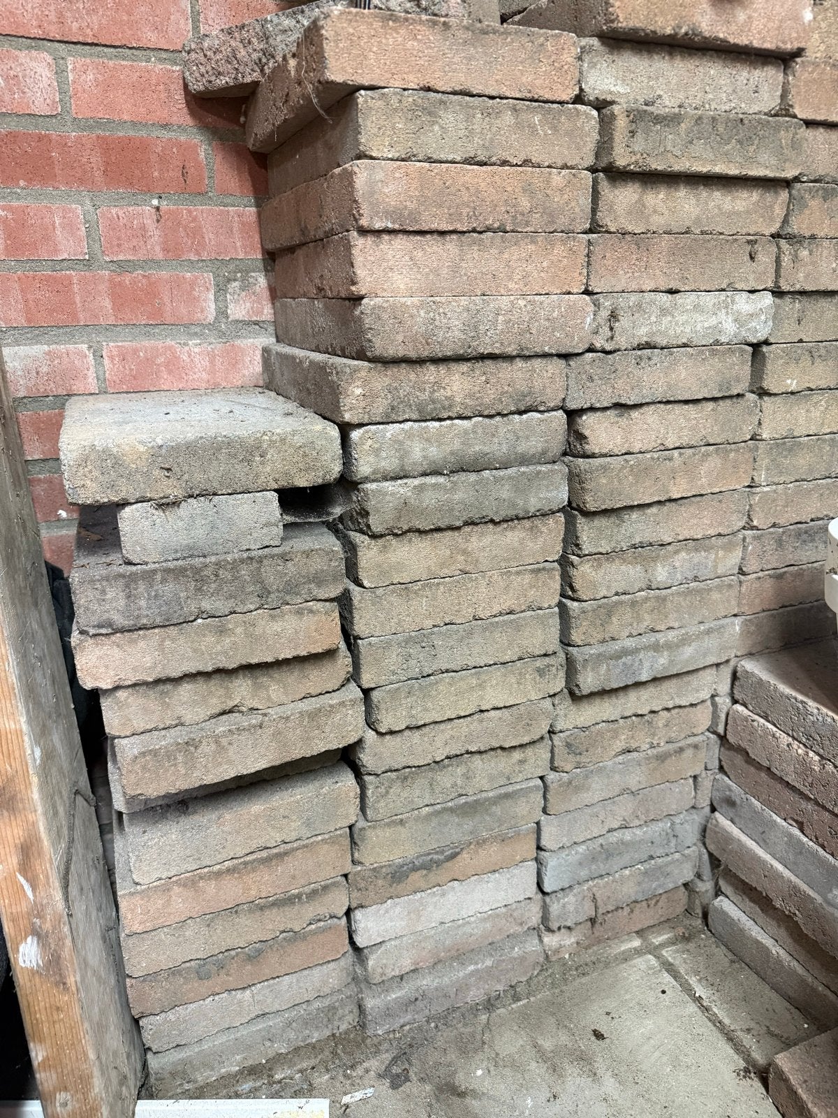 Ca. 120 gebruikte terrastegels 20x30 cm - ca. 7m2, Ophalen, Gebruikt, 5 tot 10 m², Beton