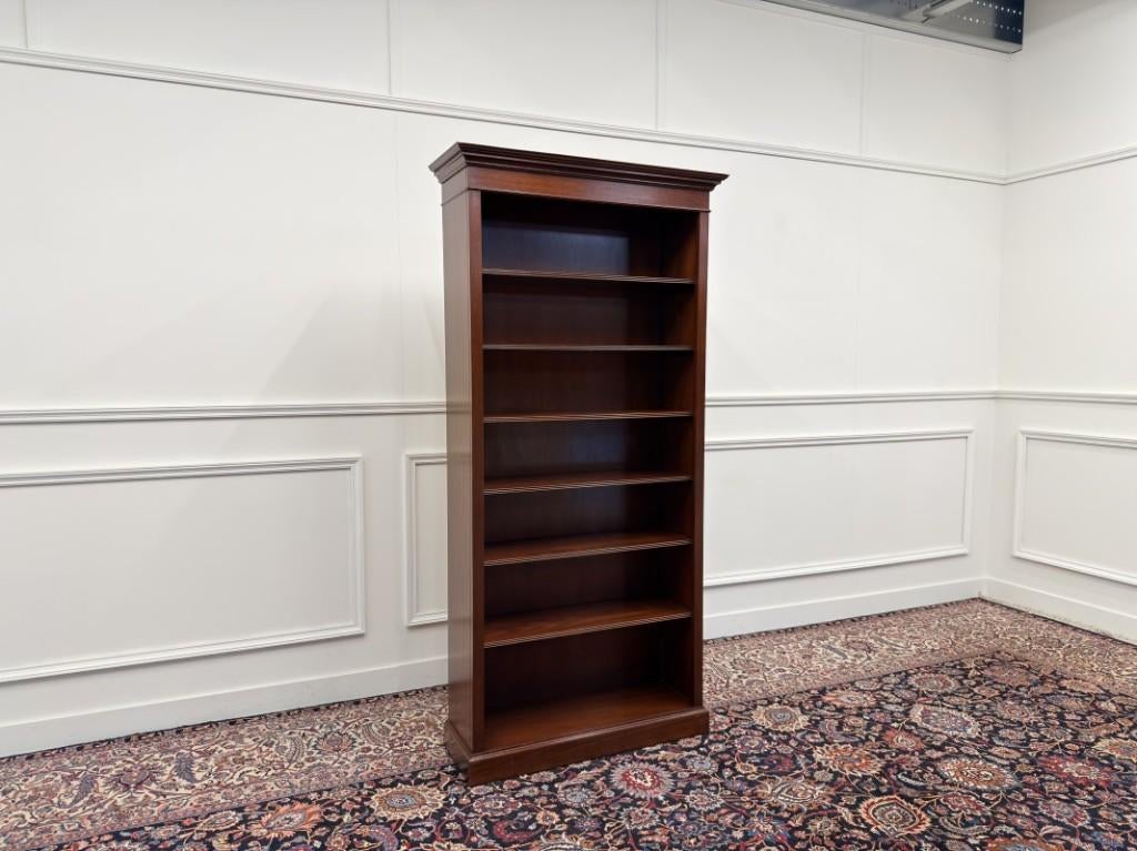 Klassiek Engelse Boekenkast, Ophalen