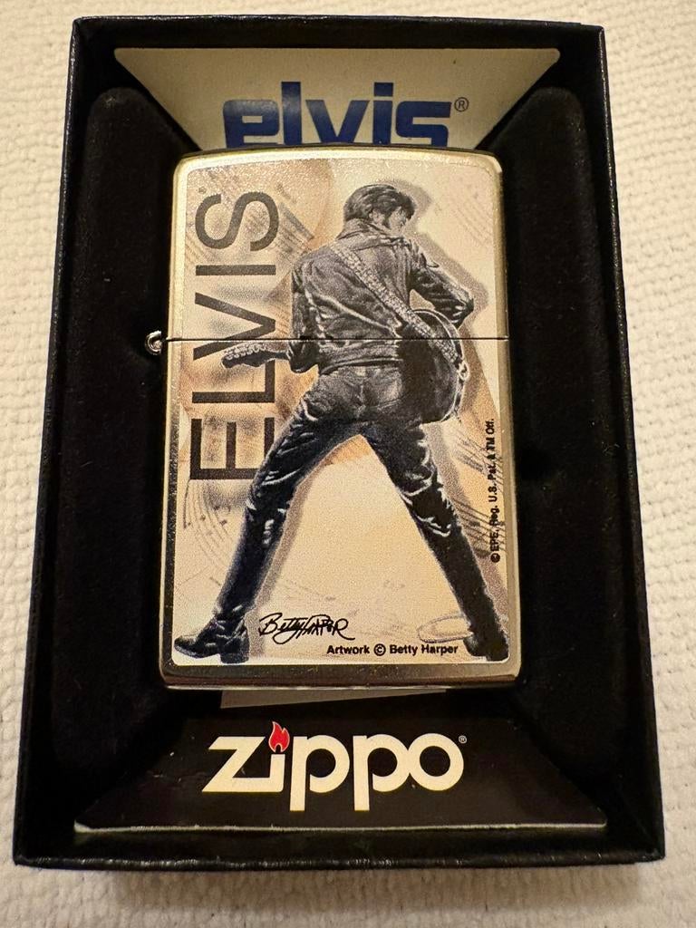 ZIPPO: ELVIS PRESLEY-- BETTY HARPER., Verzamelen, Ophalen of Verzenden, Nieuw, Aansteker