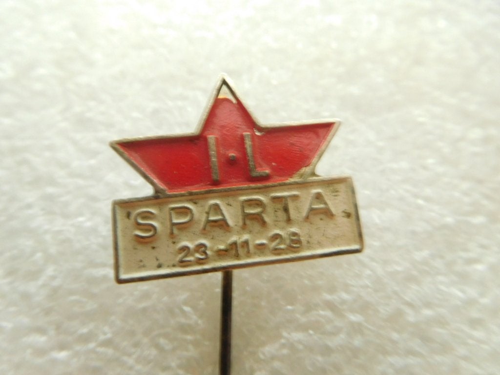 voetbal speldje SPARTA, Verzamelen, Verzenden, Gebruikt, Sport