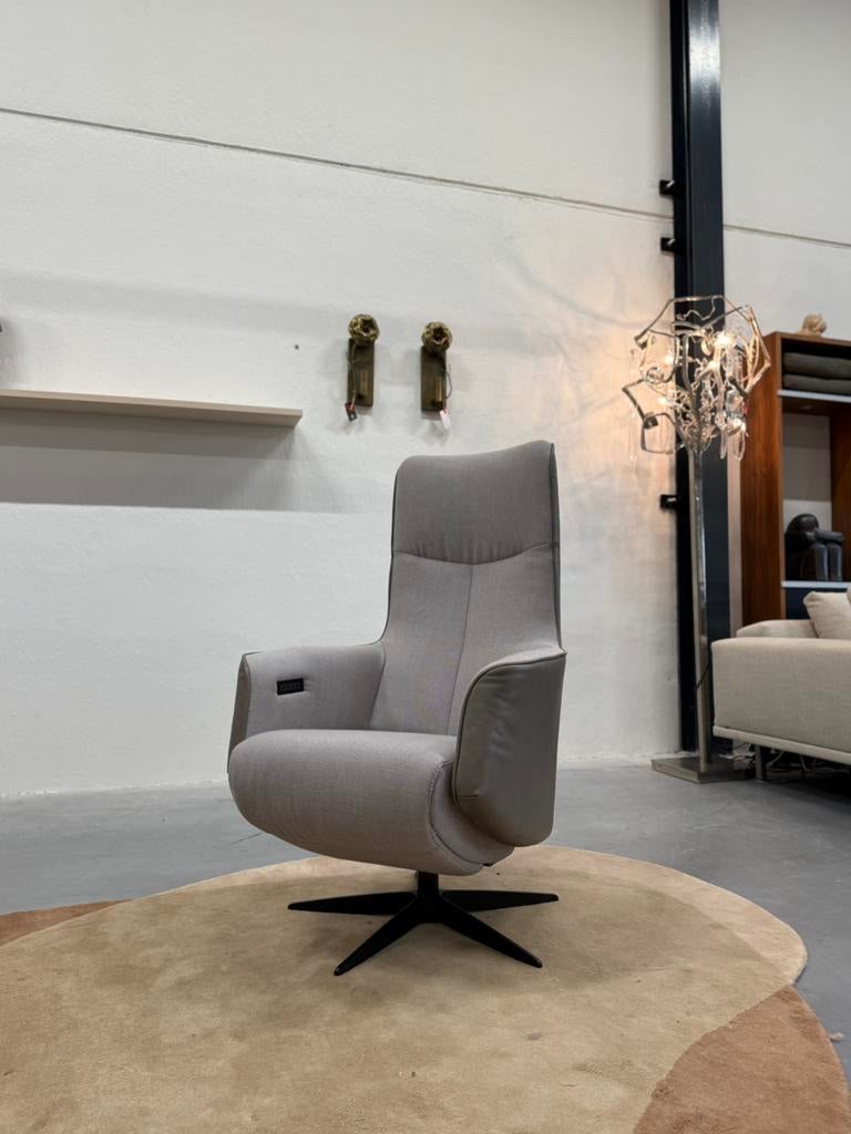 Nieuw De Toekomst Twice 082 Relaxfauteuil Design stoel Accu, Nieuw, Leer, Ophalen of Verzenden, De Toekomst