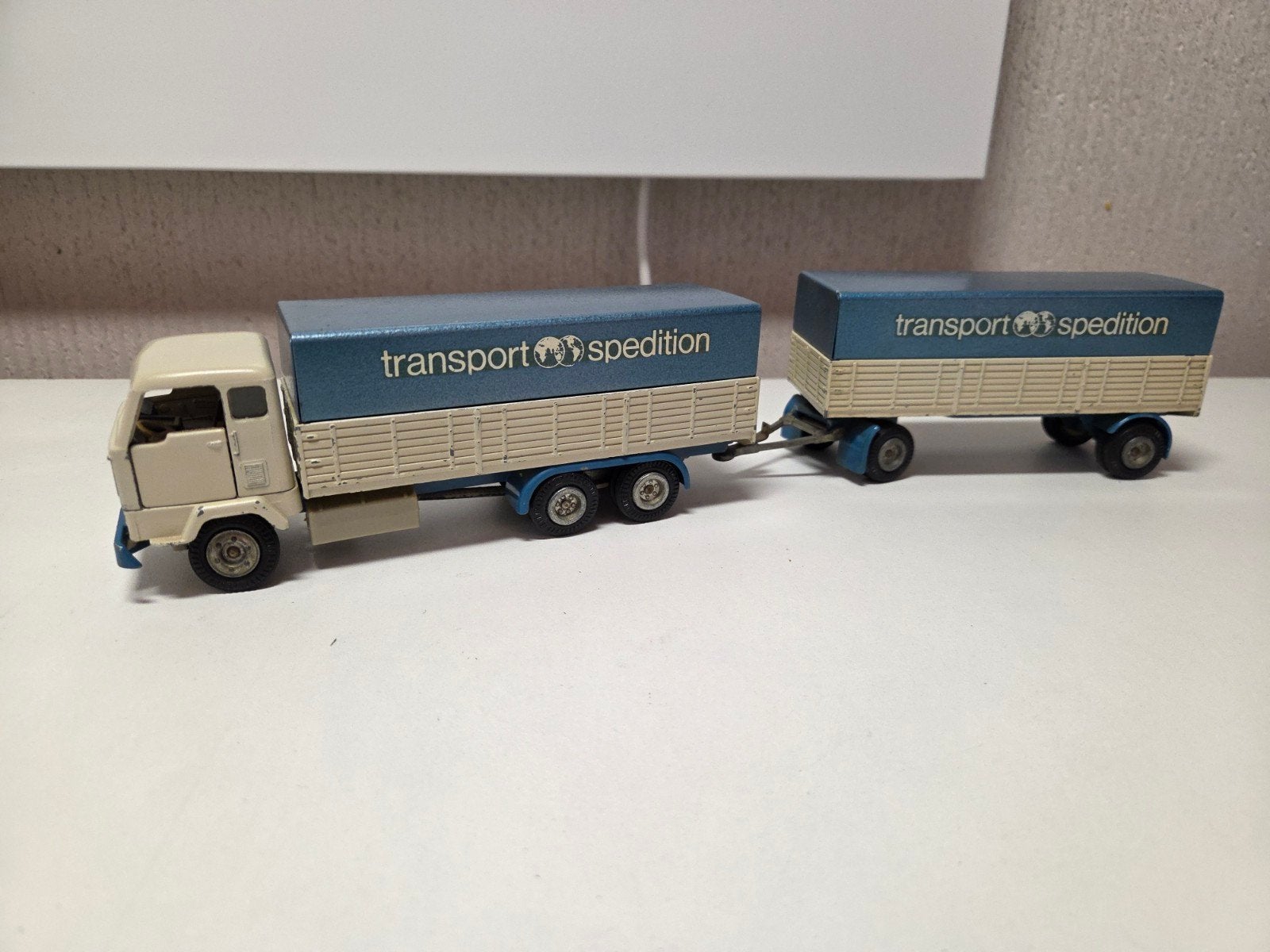 Tekno Denmark Volvo F88 combi Transport Spedition, Ophalen of Verzenden, Zo goed als nieuw, Bus of Vrachtwagen, Tekno
