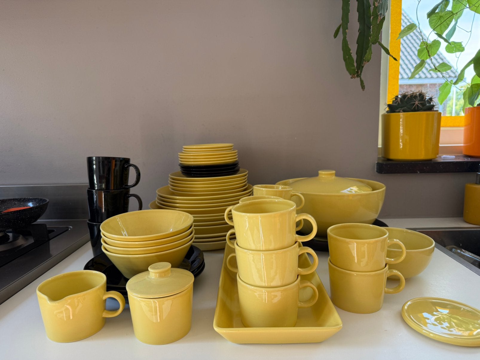 Arabia Teema Geel servies ( ittala ), Ophalen of Verzenden, Porselein, Overige stijlen