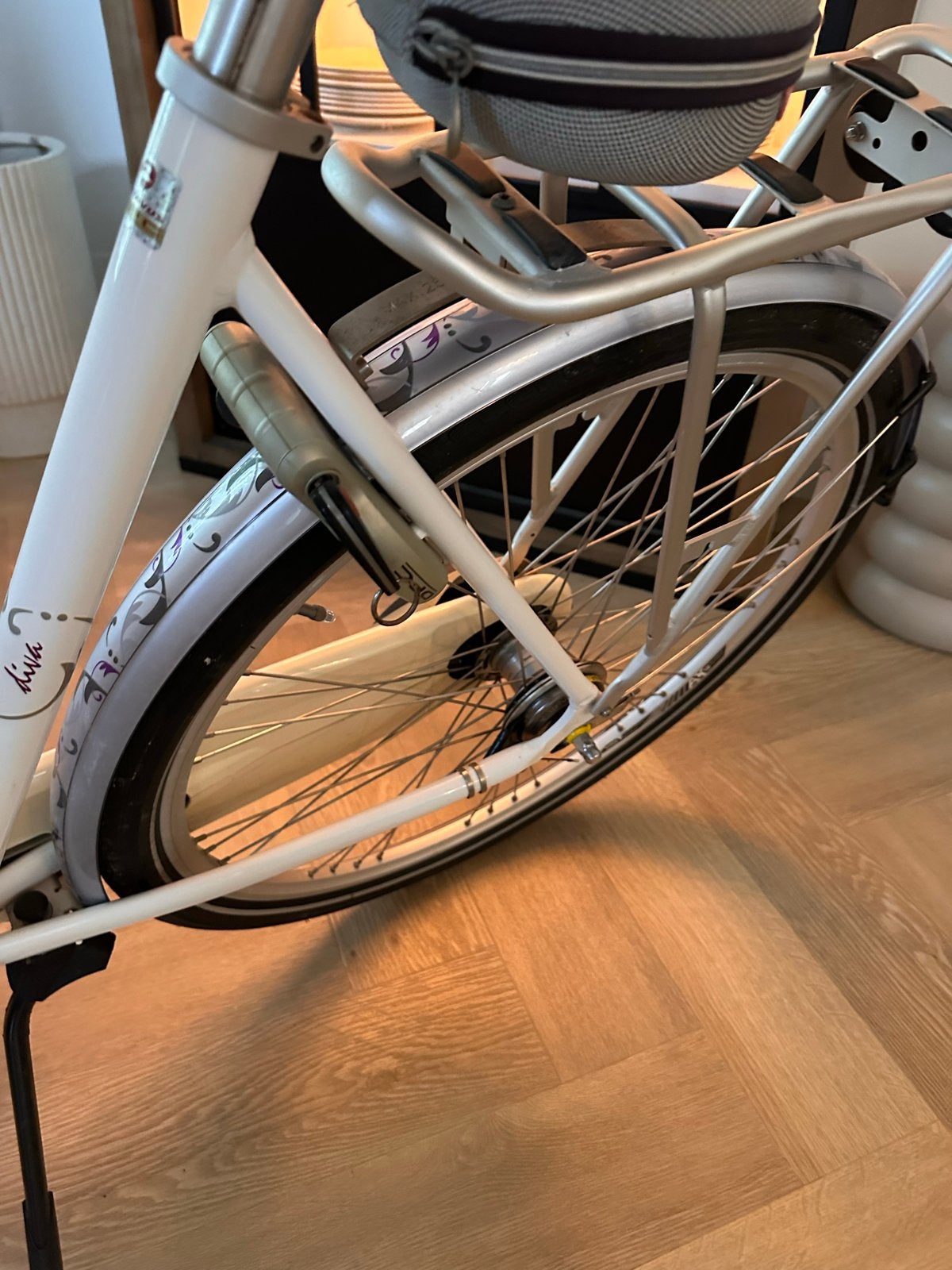 Foto 5 van Batavus Diva Damesfiets in goede staat