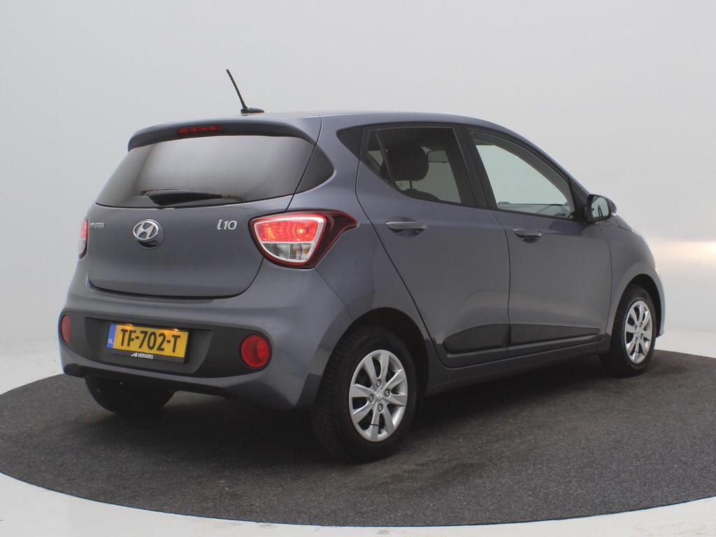 Hyundai i10 1.0i i-Premium / 1e Eigenaar / Navigatie / Cruis, Auto's, Hyundai, Voorwielaandrijving, Euro 5, Stof, Gebruikt
