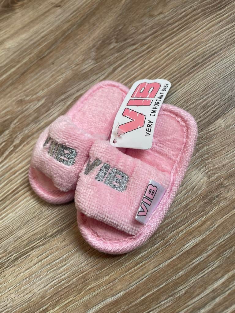 Very Important Baby slippers, Slofjes, Meisje, Nieuw, Ophalen of Verzenden