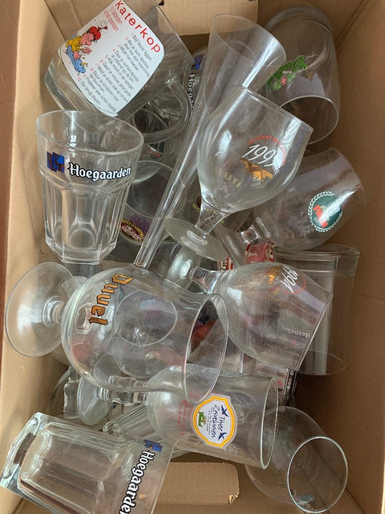 Bierglazen van verschillende merken, Verzamelen, Glas en Borrelglaasjes, Ophalen, Zo goed als nieuw, Bierglas
