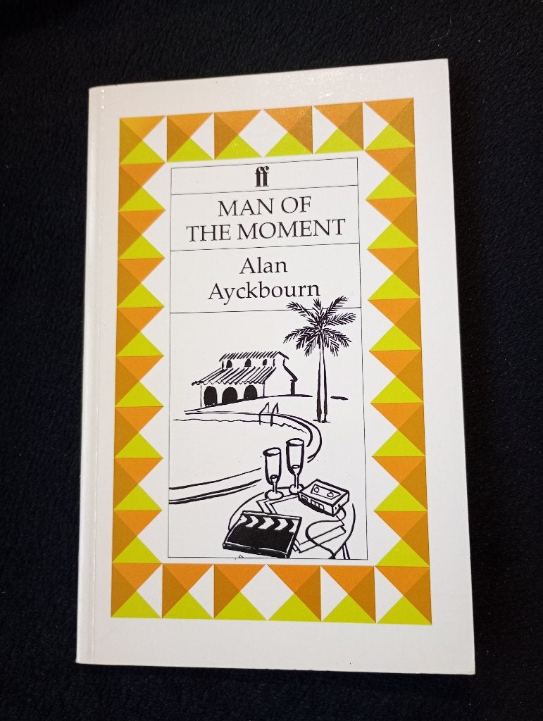 Alan Ayckbourn, Man Of The Moment, Ophalen of Verzenden, Zo goed als nieuw