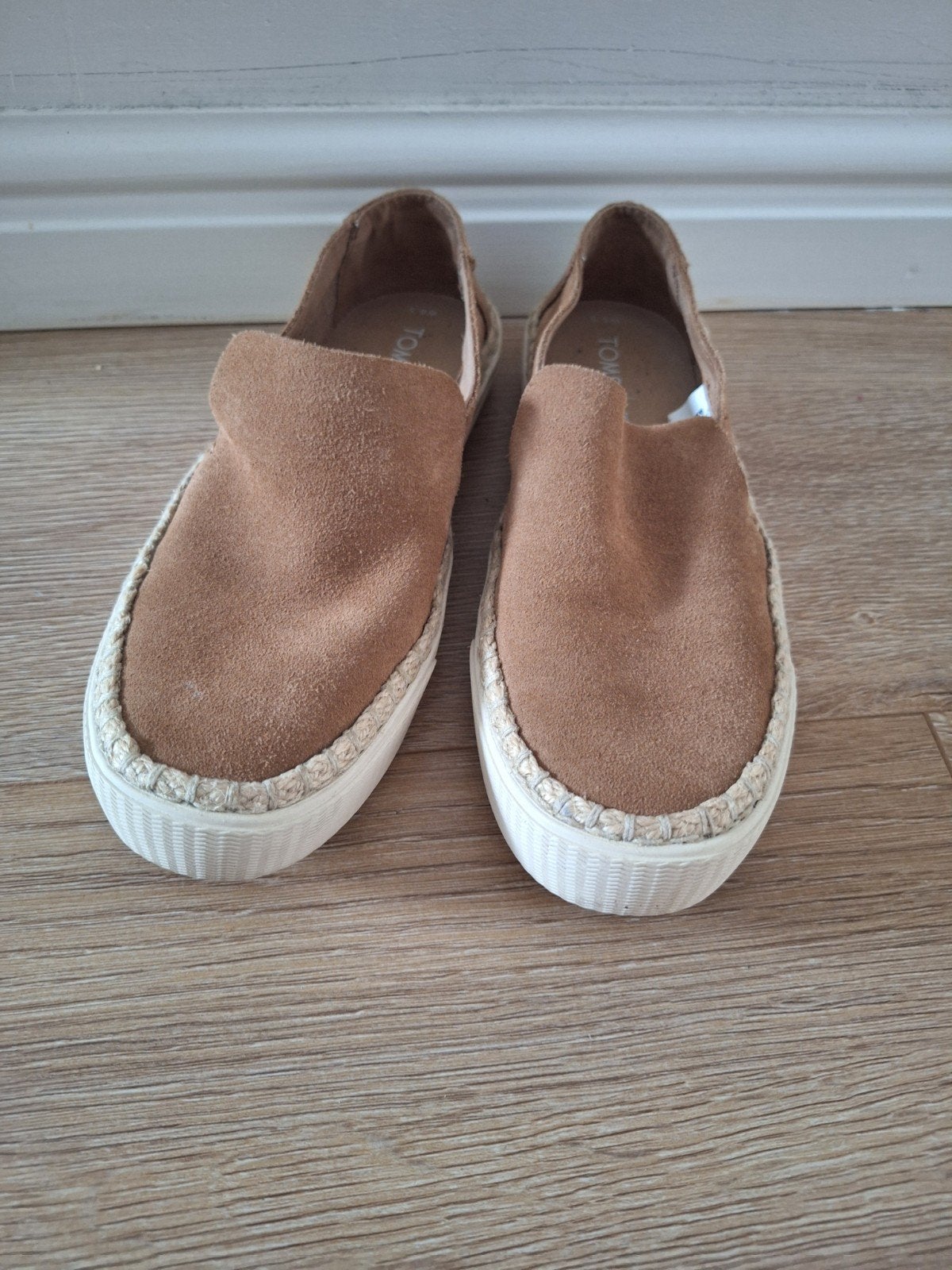 Zgan! Mooie lichtbruine Toms W 6,5 = mt 37!, Bruin, Instappers, Ophalen of Verzenden, Zo goed als nieuw