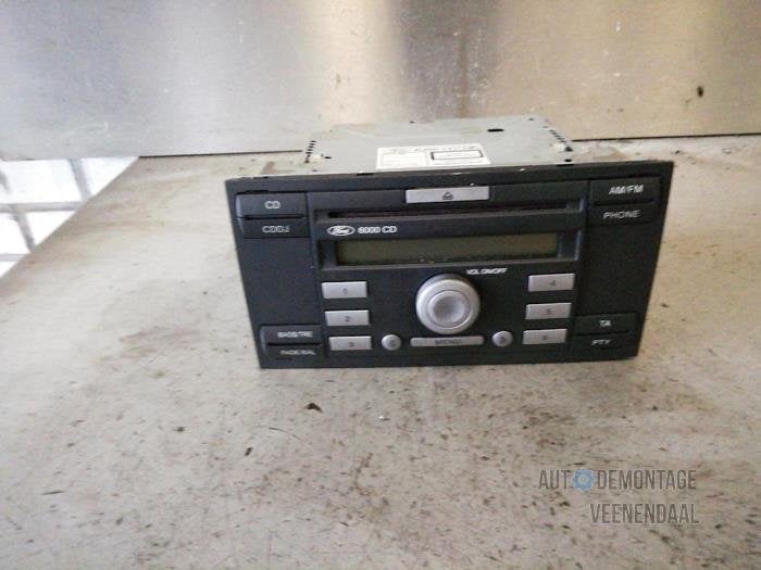 Radio CD Speler van een Ford Focus, Gebruikt, -, -, Ophalen of Verzenden