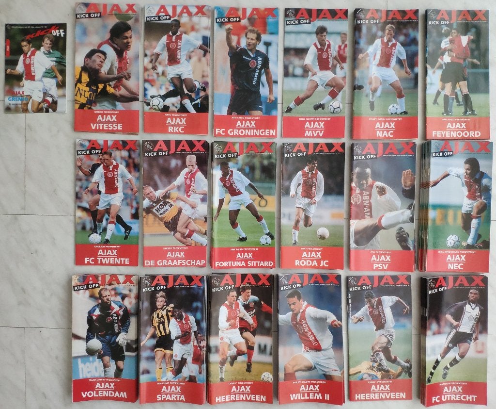 Veel Ajax Kick Off programmaboekjes 1996 1997 1998 1999, Ophalen, Zo goed als nieuw, Ajax, Boek of Tijdschrift