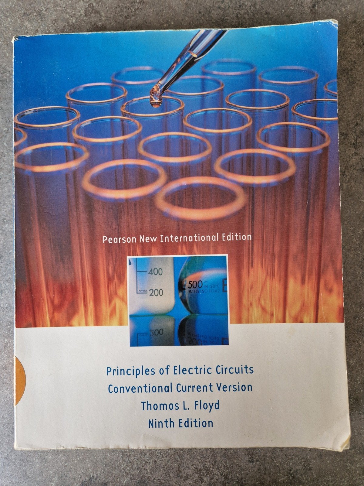 Principles of Electric Circuits - Thomas L. Floyd, Gelezen, Thomas L. Floyd, Beta, HBO