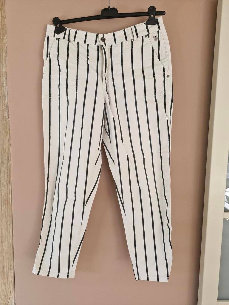 Broek Summum mt 44, Kleding | Dames, Broeken en Pantalons, Ophalen of Verzenden, Zo goed als nieuw, Maat 42/44 (L), Lang