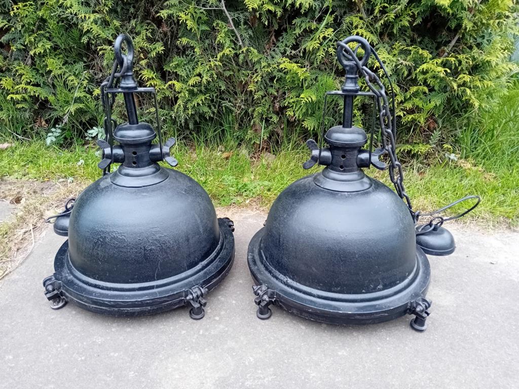 2 stoere industriële hanglampen, Huis en Inrichting, Lampen | Hanglampen, Ophalen, 50 tot 75 cm, Zo goed als nieuw, Metaal
