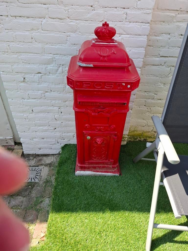 Oudewetse briefenbus.zwaar.een opknapper., Tuin en Terras, Brievenbussen, Ophalen of Verzenden, Gebruikt