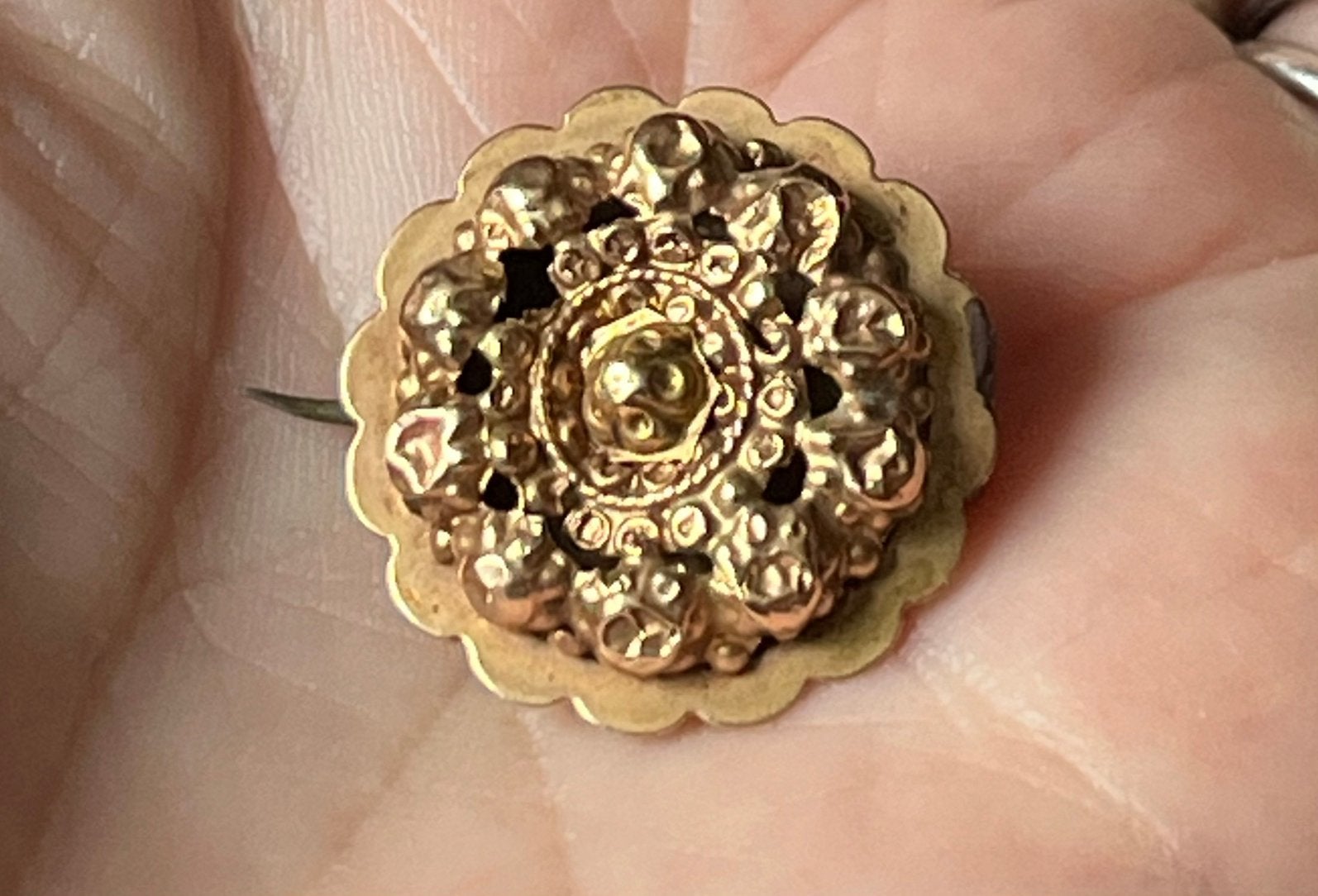 Antiek - 14 karaats Gouden Broche - Gemerkt met Eikenblad, Sieraden, Tassen en Uiterlijk, Ophalen of Verzenden, Goud, Broche