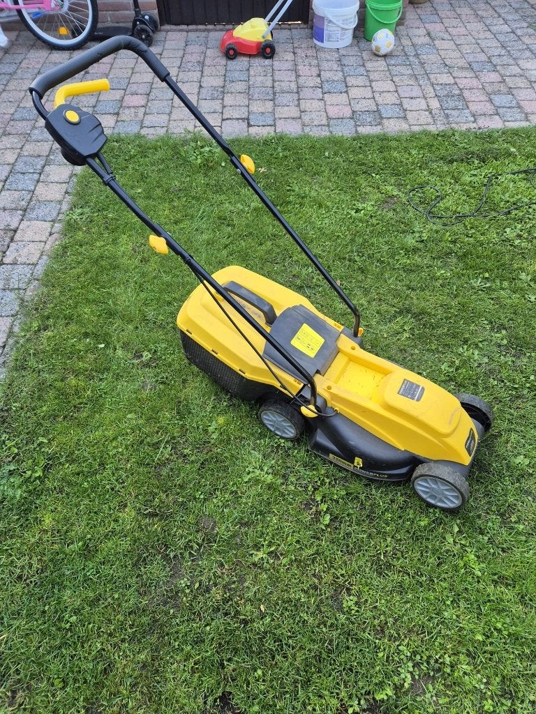 Grasmaaier, Ophalen, Cirkelmaaier, Gebruikt, Elektrische grasmaaier
