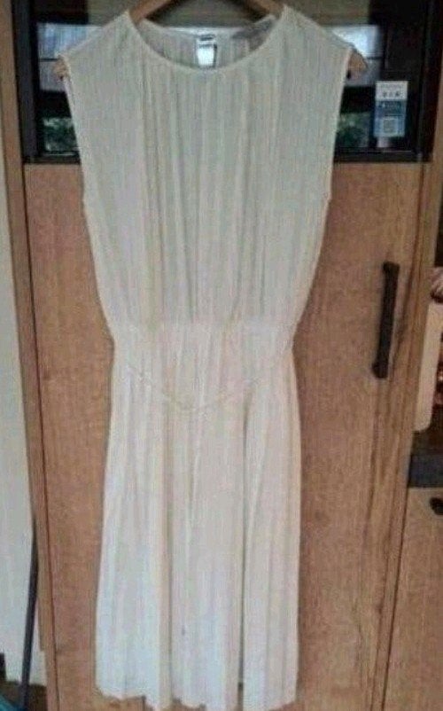 Mooie witte nette mouwloze jurk van H&M maat 38, H&M, Wit, Ophalen of Verzenden, Zo goed als nieuw