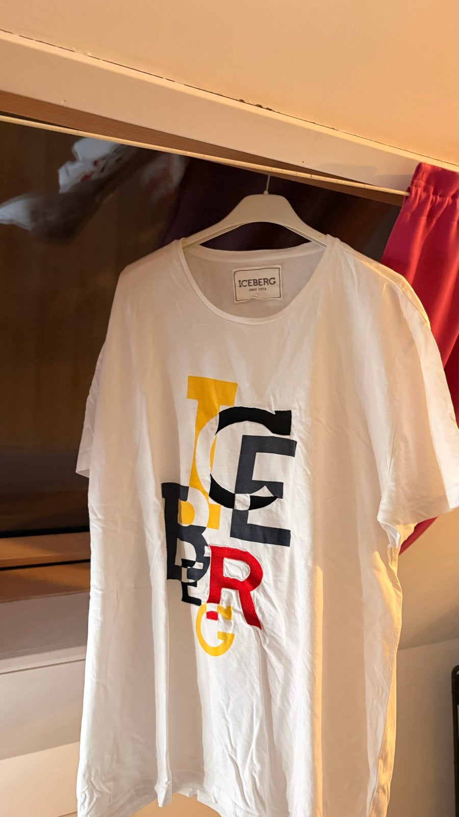 Iceberg T-shirt wit met kleurrijk logo, Kleding | Heren, Ophalen of Verzenden, Zo goed als nieuw, Maat 56/58 (XL), Wit