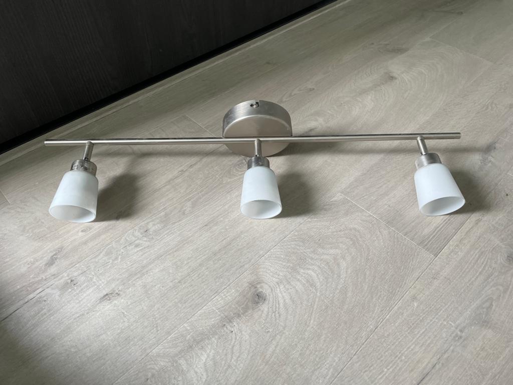 Ikea Basisk plafondlamp met 3 spots RVS, Ophalen, Zo goed als nieuw, Metaal of Aluminium