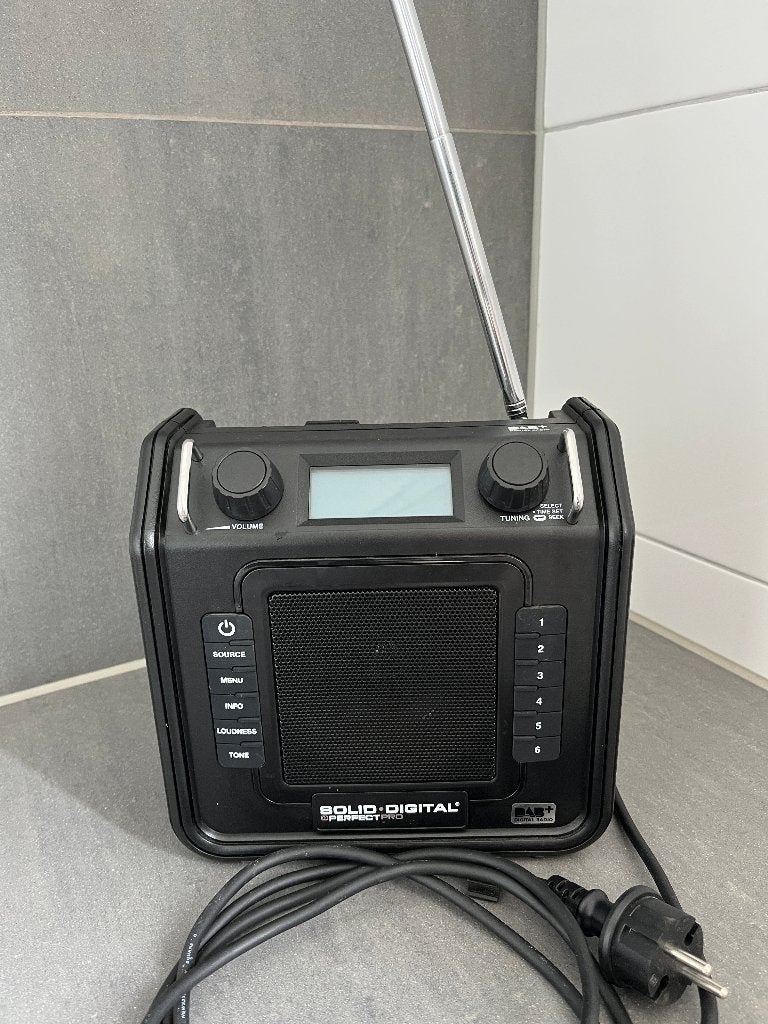 Solid Digital Perfect Pro bouwradio, Ophalen of Verzenden, Zo goed als nieuw, Bouwradio