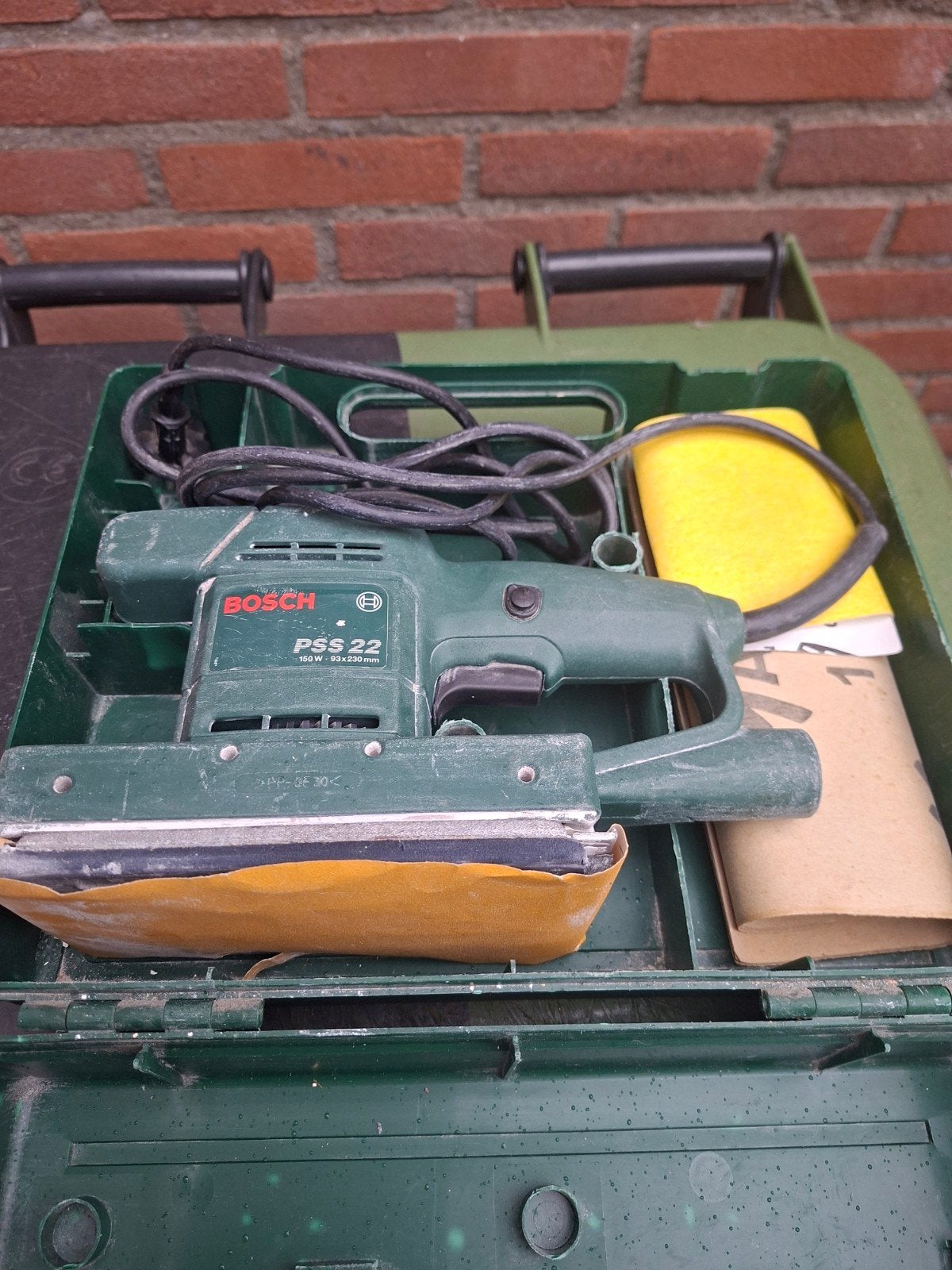 Bosch PSS 22 vlakschuurmachine met schuurpapier, Ophalen, Gebruikt, Vlakschuurmachine