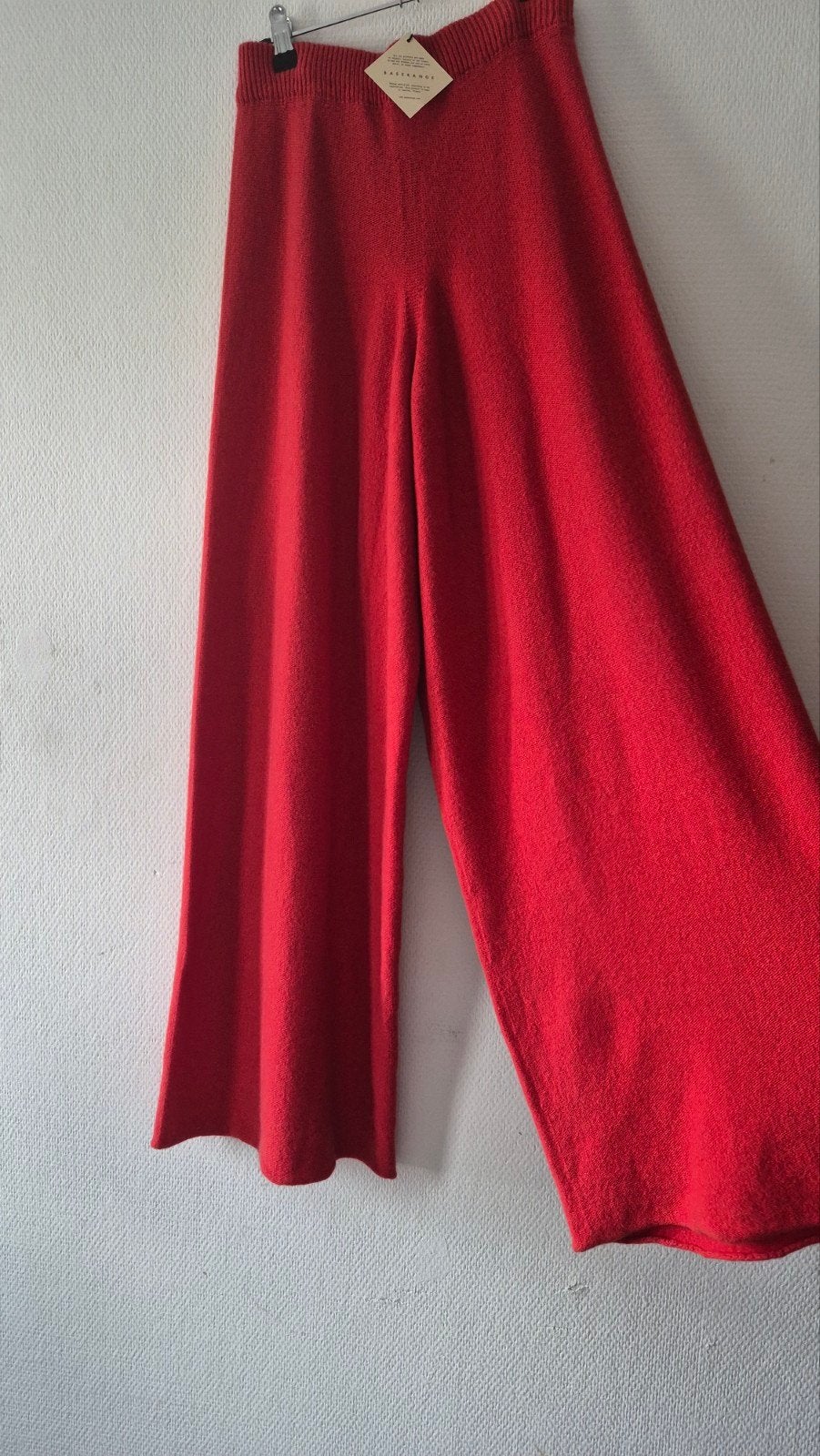 Baserange Soar Puri chasmere Broek - Rood, XS, Nieuw, Ophalen of Verzenden, Baserange, Maat 34 (XS) of kleiner