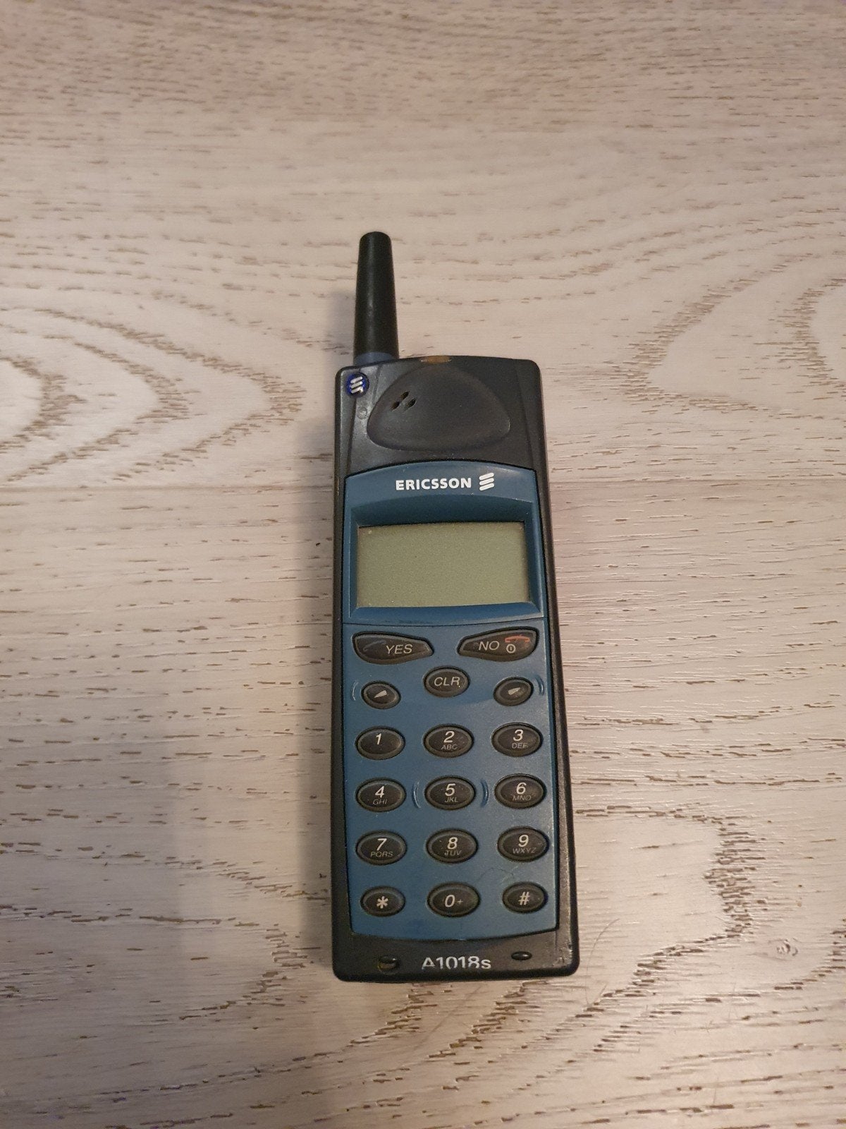 Zeldzame Ericsson A1018s in goede staat, Ophalen of Verzenden, Zwart, Overige systemen
