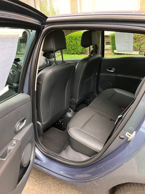 Renault Clio 1.6 16V 82KW 5-DRS AUT 2009 Blauw, Auto's, Renault, 535 kg, Zwart, 4 cilinders, 1165 kg