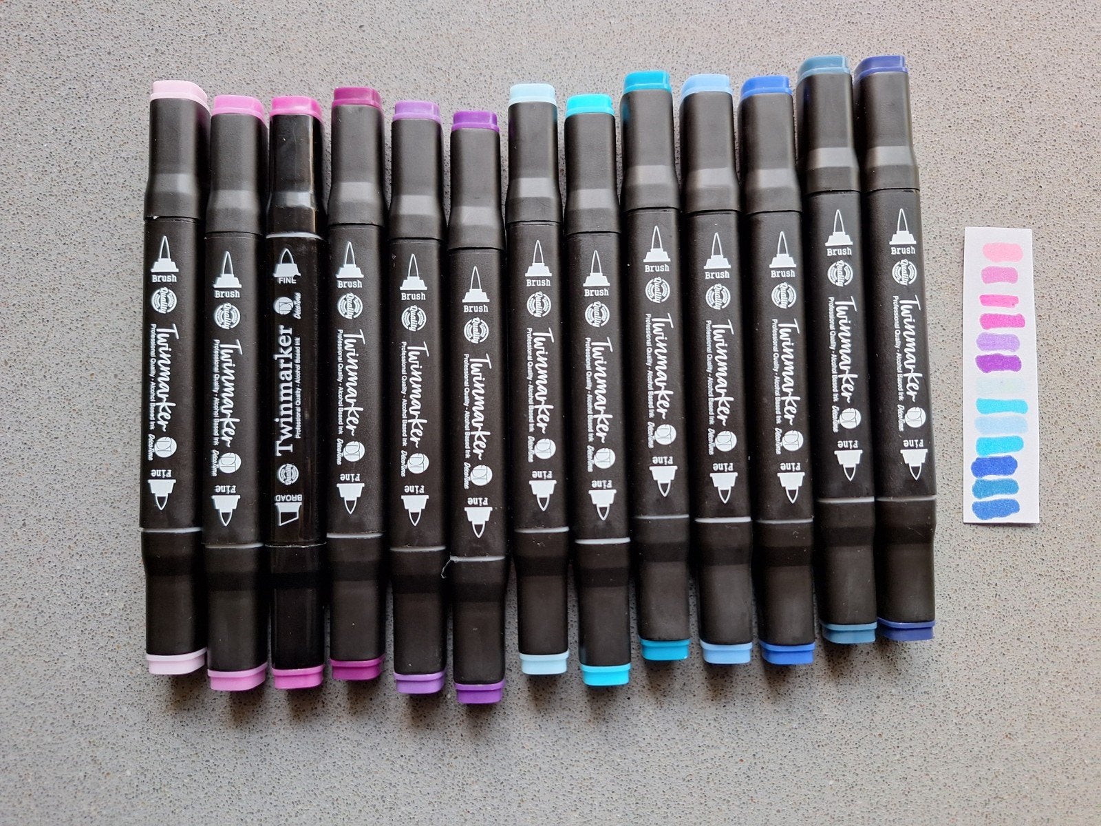 DecoTime alcohol markers 13 stuks, Hobby en Vrije tijd, Ophalen of Verzenden, Zo goed als nieuw, Potlood of Stift