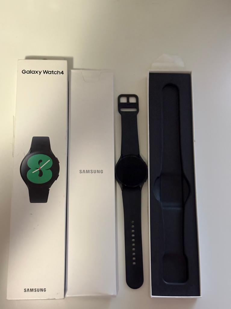 SAMSUNG WATCH 4 40MM, Ophalen, Conditie, Zwart, Zo goed als nieuw