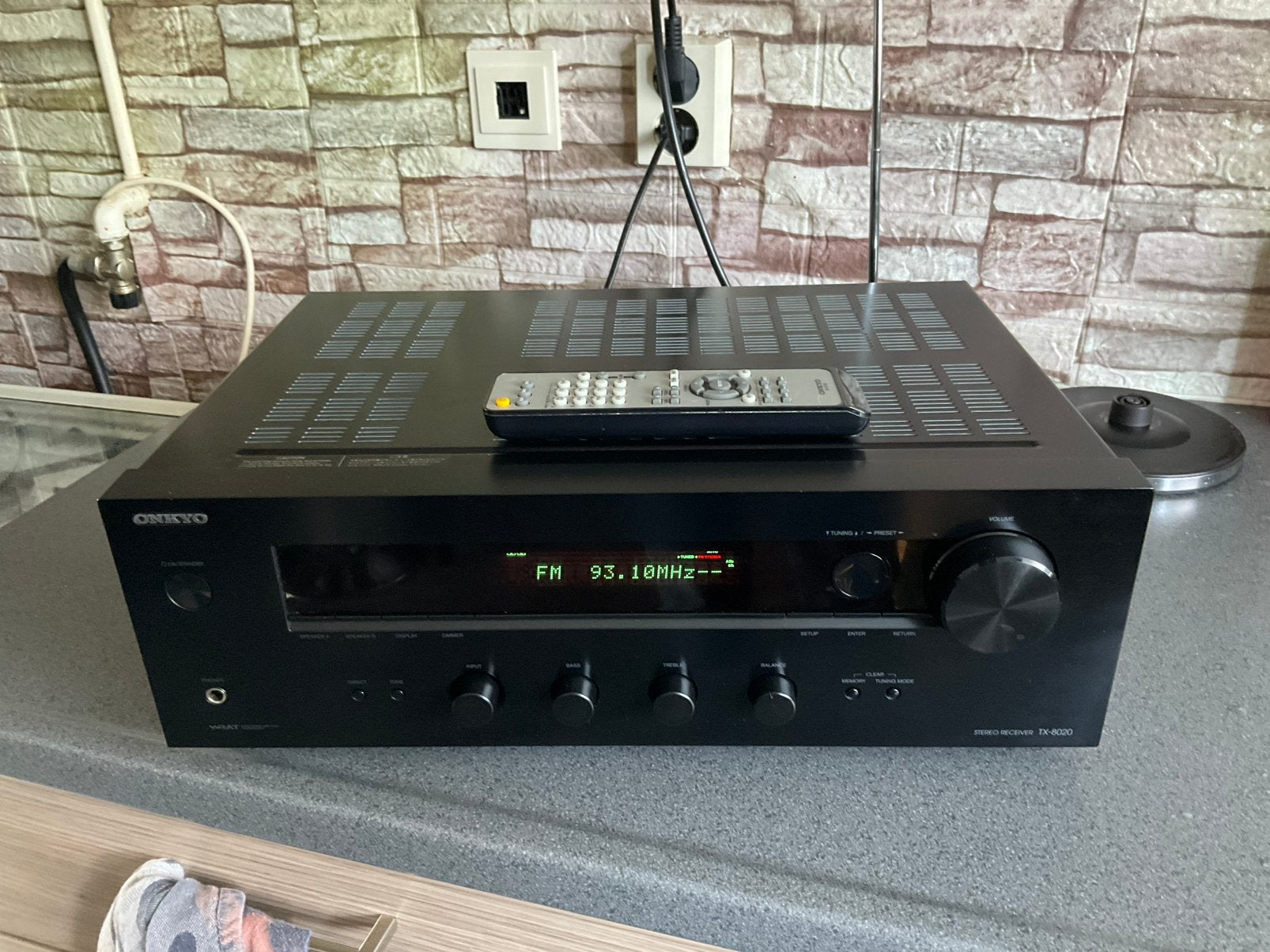 Onkyo TX-8020 stereo receiver in nieuw staat lees info, Ophalen, Zo goed als nieuw, 60 tot 120 watt, Stereo