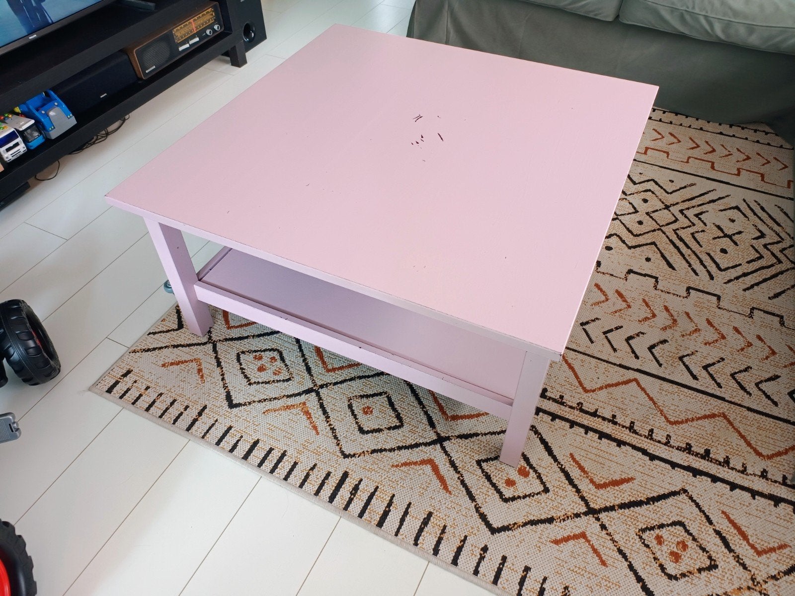 Gratis Ikea Hemnes salontafel, Ophalen, Gebruikt, 50 tot 100 cm, Vierkant