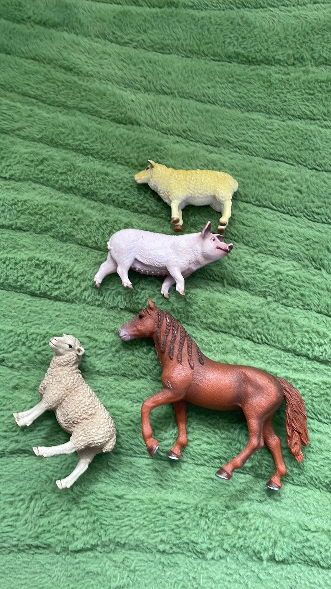 Schleich speelgoed dieren paard, varken en schaap, Verzamelen, Ophalen of Verzenden, Zo goed als nieuw, Paard, Beeldje of Figuurtje