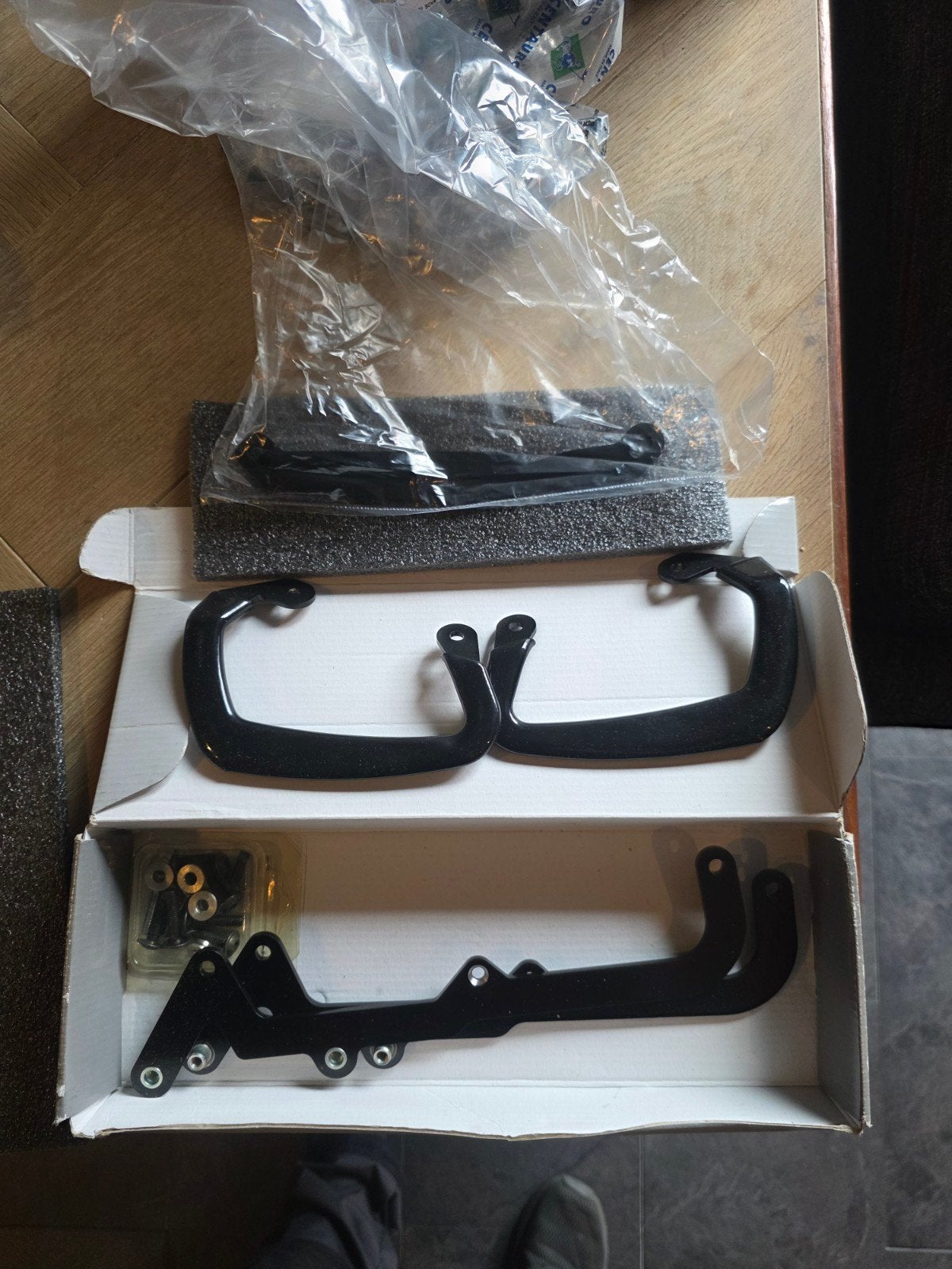 Valtermoto passagiers handvatten voor Yamaha MT-09 (nieuw), Ophalen of Verzenden