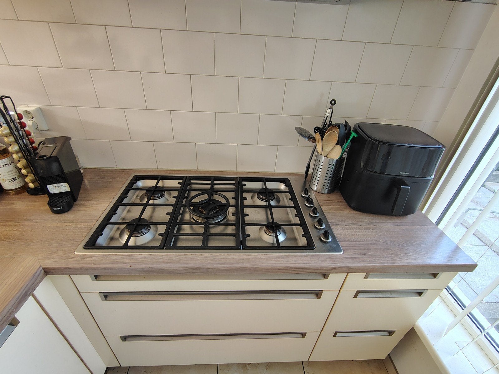 Complete hoekkeuken met inbouw apparatuur, Ophalen, Gebruikt, Hoekkeuken, Greeploos