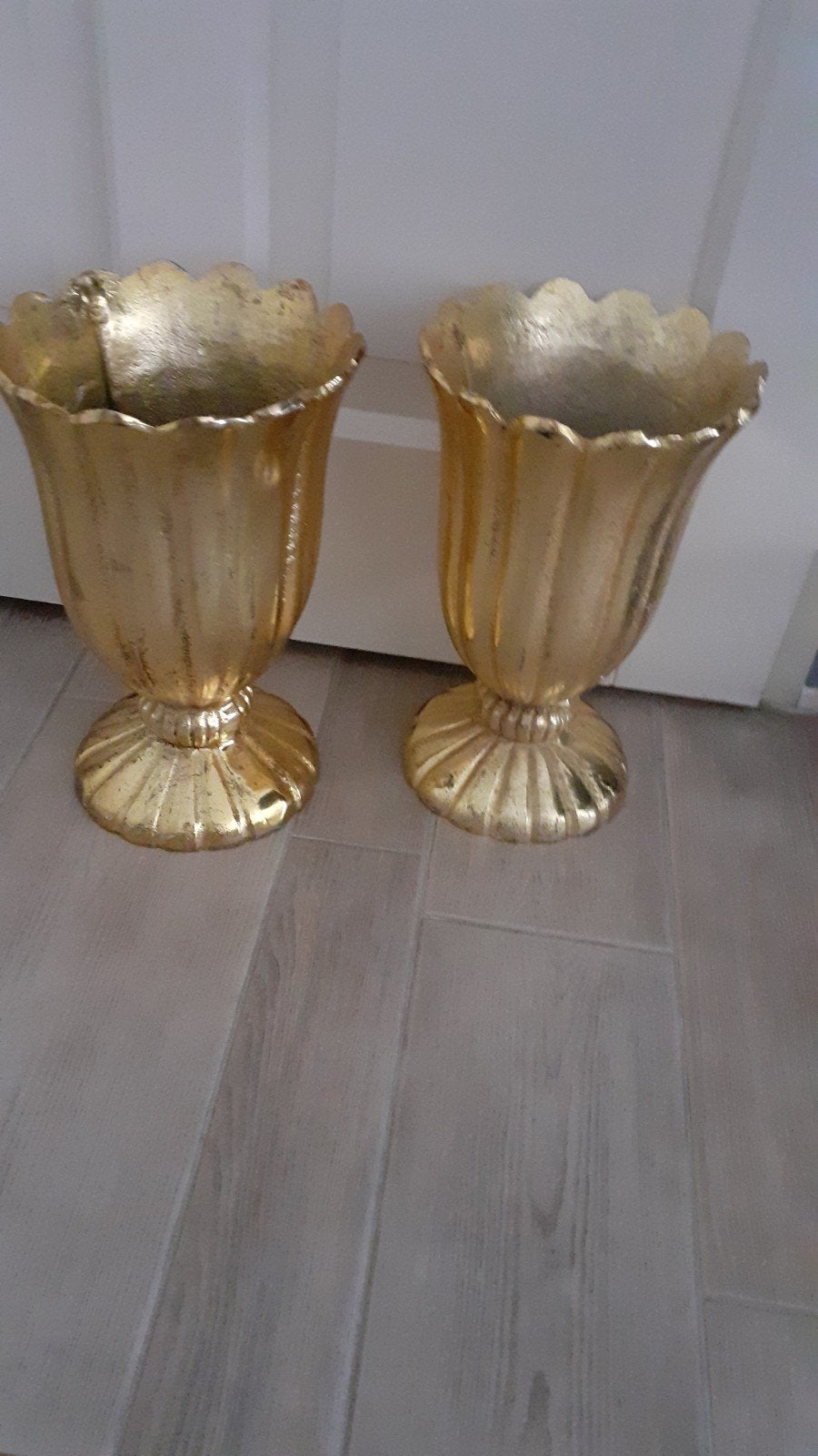 Set gietijzeren goudkleurige vazen, Ophalen, Metaal, Binnen, Rond