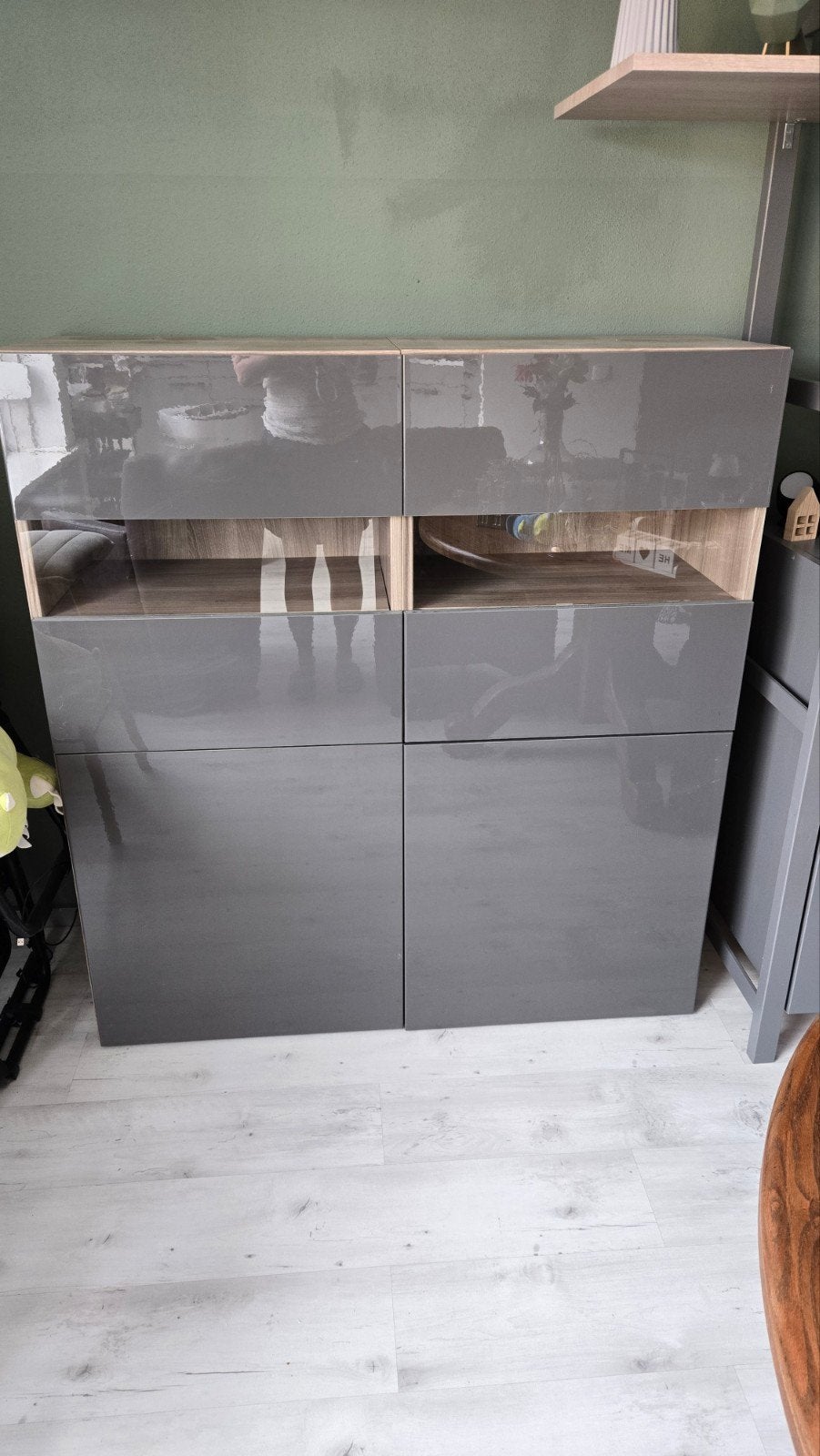 2x kast grijs met bruine houtskleur, Ophalen, 100 tot 150 cm, 50 tot 100 cm, 25 tot 50 cm