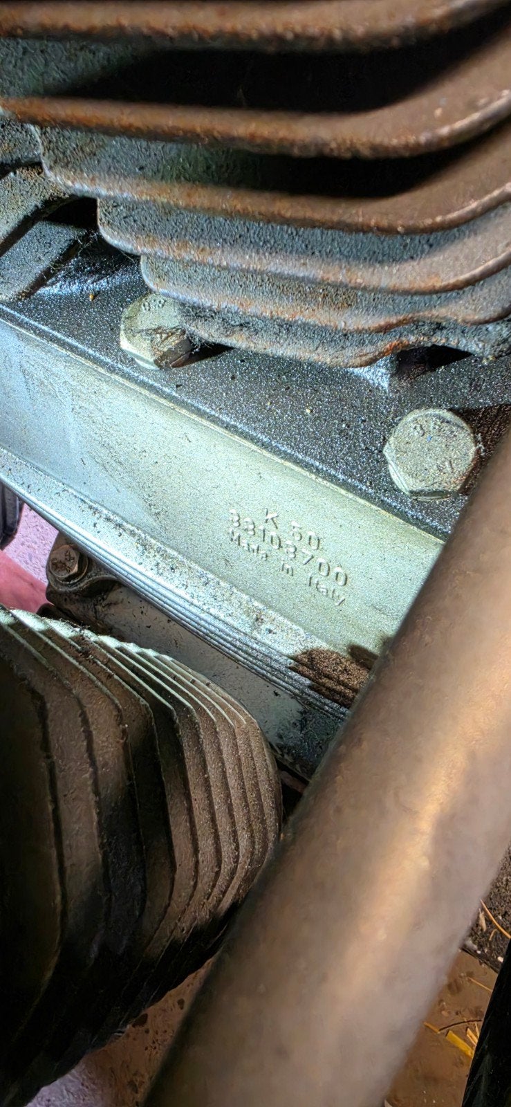 K50 33103700 2-cilinder zuigercompressor, Doe-het-zelf en Verbouw, Ophalen, Gebruikt, 10 bar of meer, 25 tot 100 liter