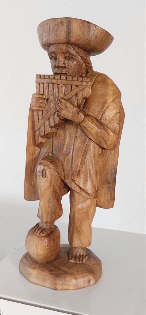 Prachtige houtsnijwerk man met fluit Voor €85, Ophalen of Verzenden, Hout, Houtsnijwerk, Man