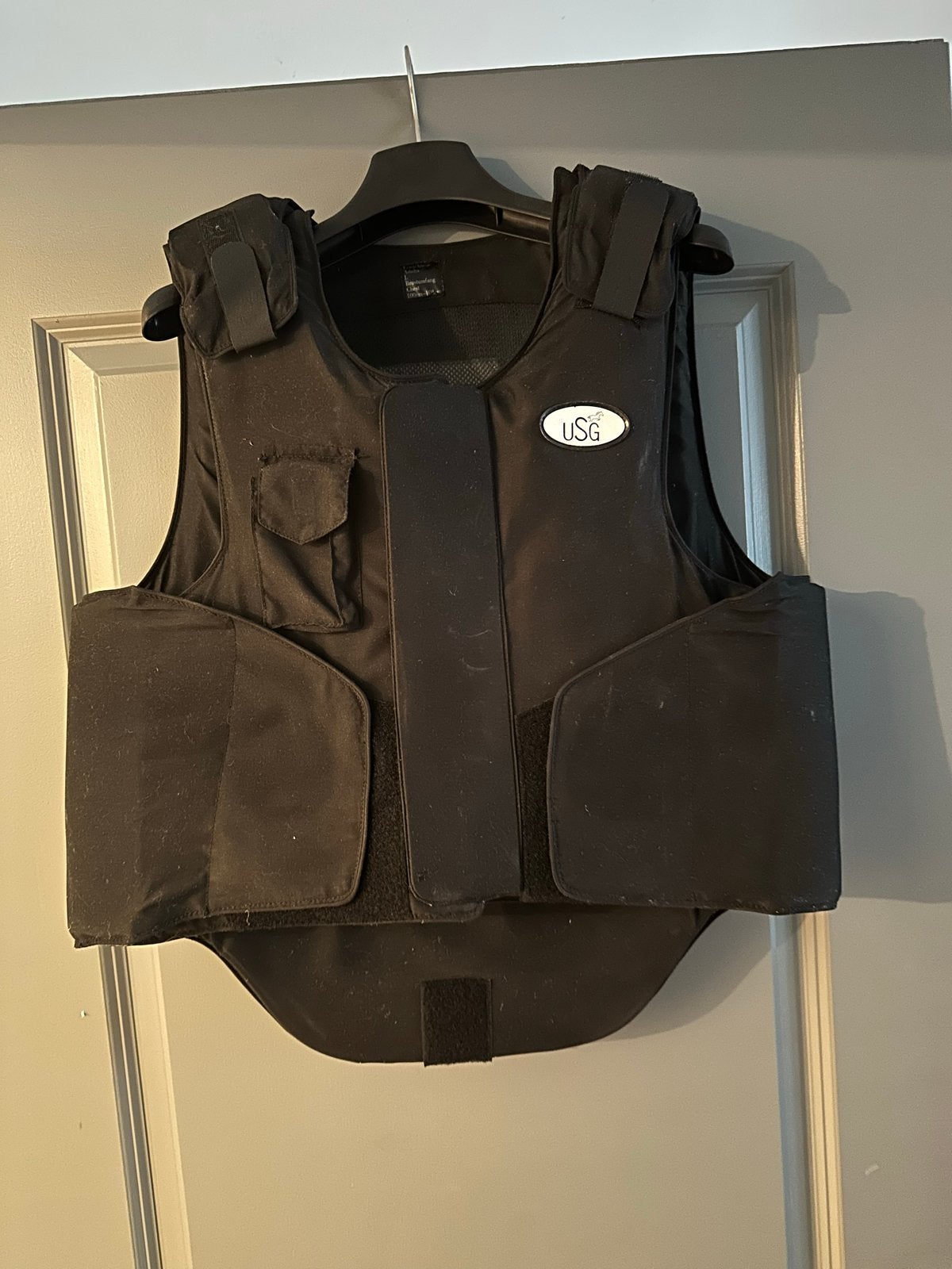 USG body protector | maat L, Dieren en Toebehoren, Ophalen, Veelzijdigheid