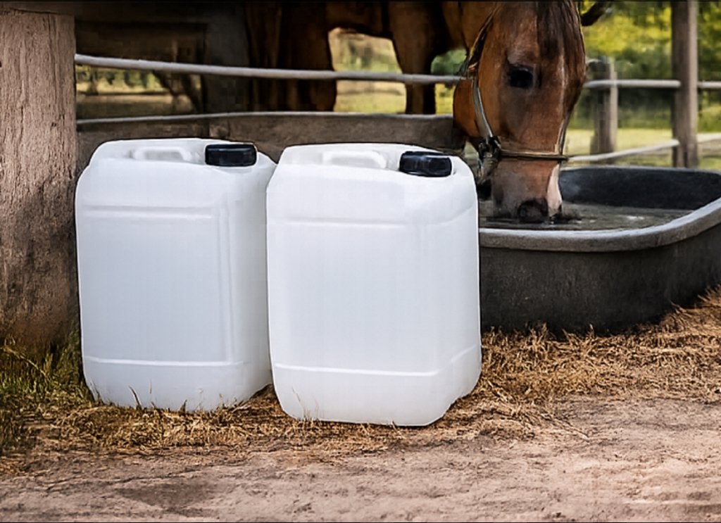 Jerrycans 20L & 25L – Ideaal voor Paarden, Vee & Landbouw