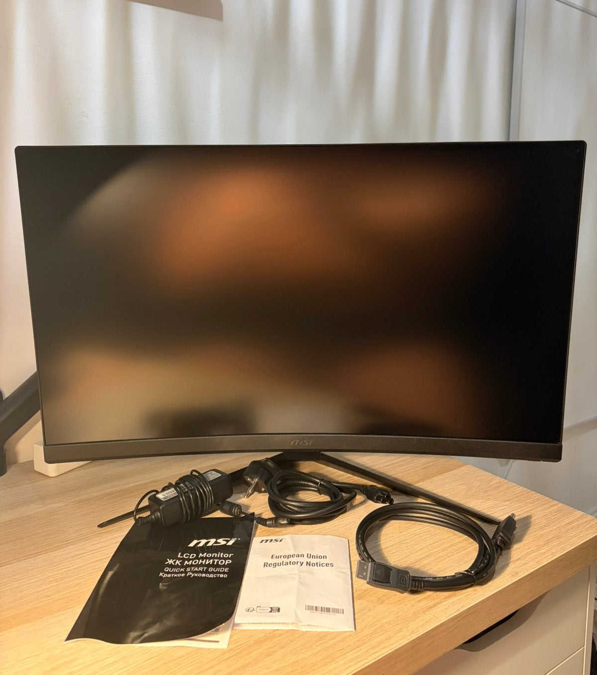 MSI monitor - curved, HDMI, Full HD, Minder dan 1 ms, Zo goed als nieuw