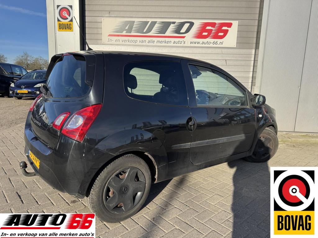Renault Twingo 1.2 16V Dynamique APK tot 02-2027, Auto's, Gebruikt, Zwart, 4 cilinders, 4 stoelen