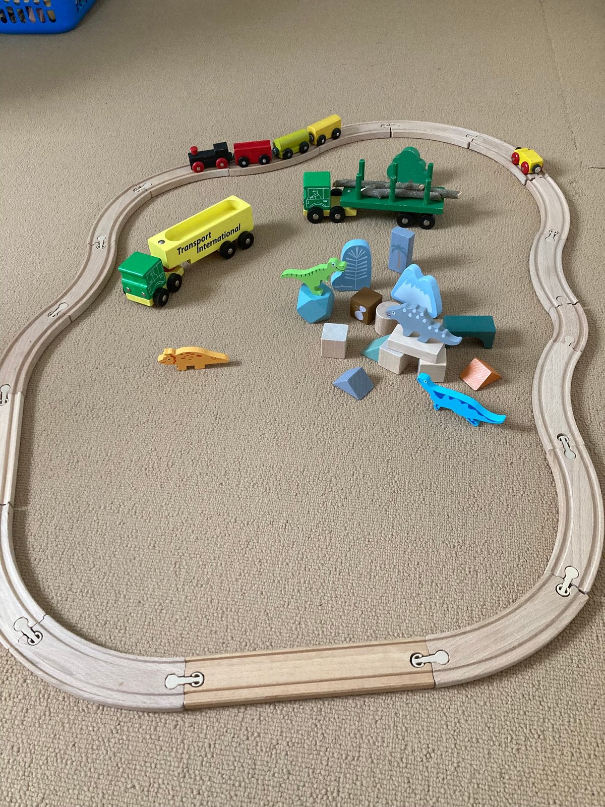 Houten treinbaan met dino’s, Ophalen of Verzenden, Gebruikt