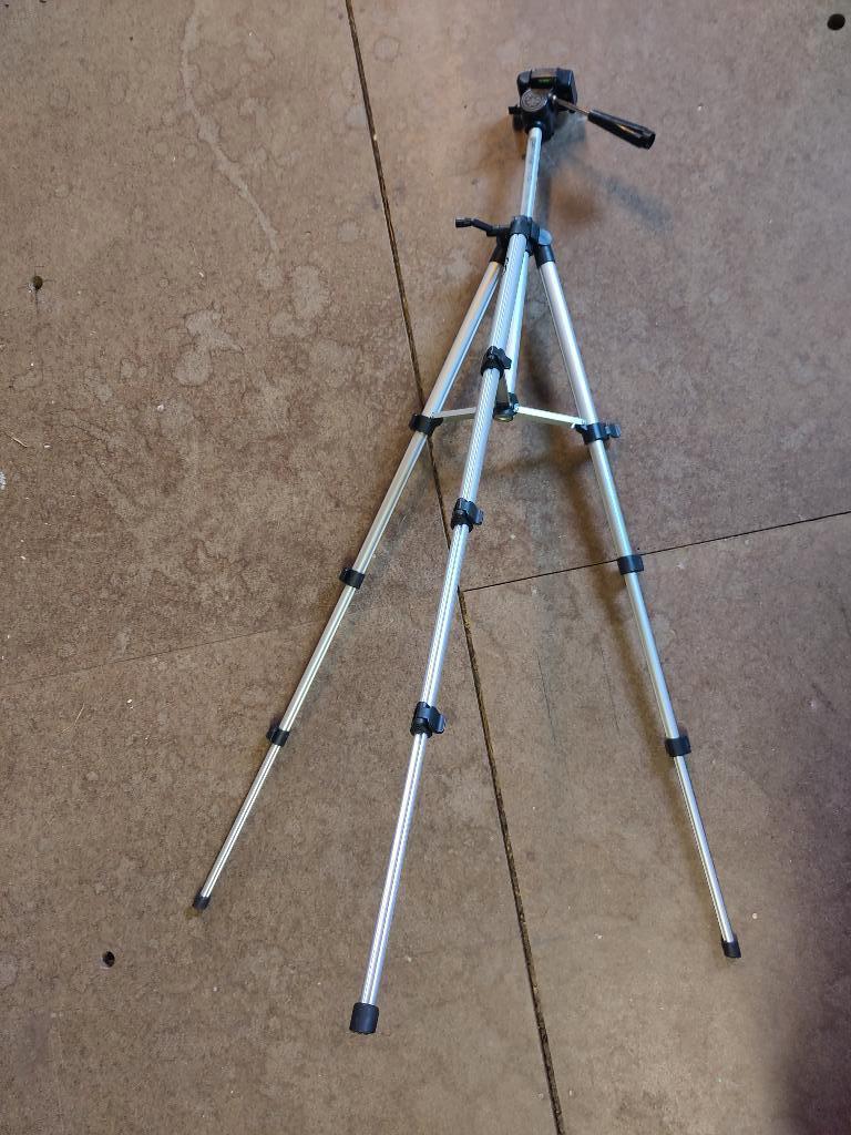 Statief (lichtgewicht/reis), Audio, Tv en Foto, Fotografie | Statieven en Balhoofden, Ophalen, Driepoot, Zo goed als nieuw, Minder dan 150 cm
