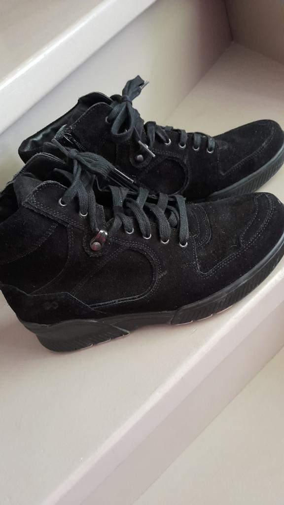 Durea Go veterschoen 38H, Kleding | Dames, Schoenen, Durea, Zwart, Ophalen of Verzenden, Sneakers of Gympen