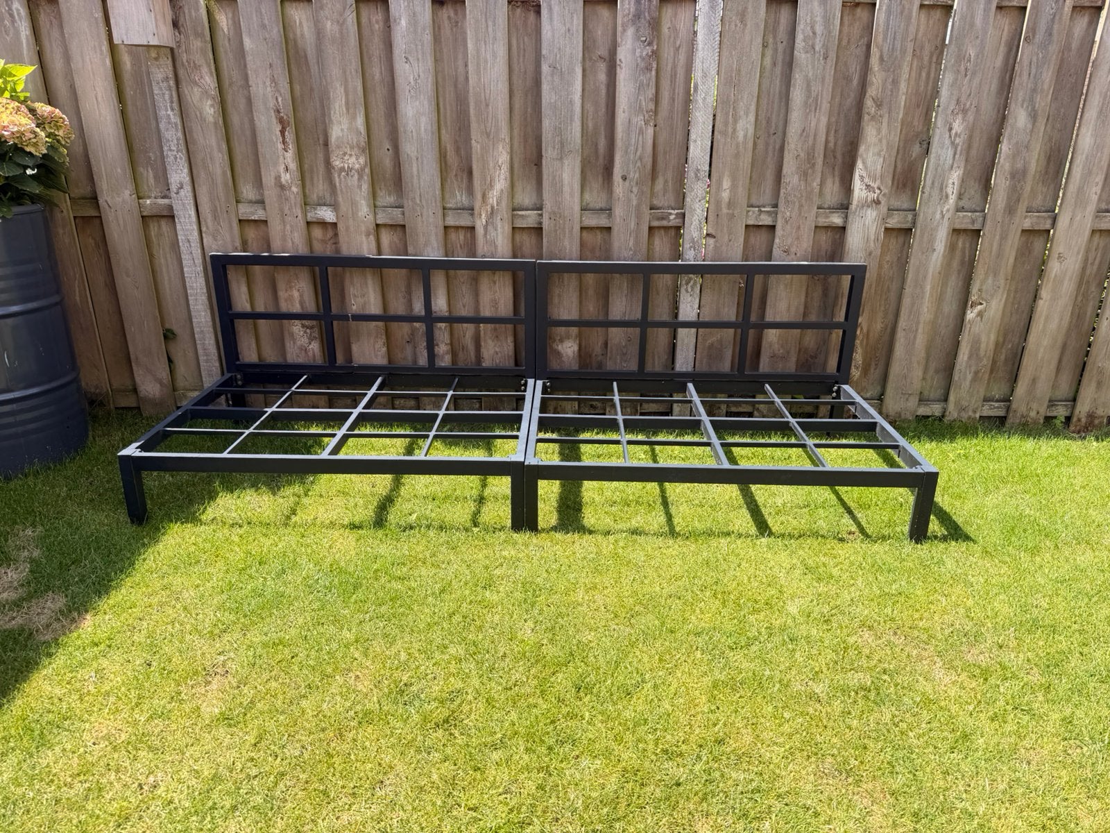 Wakefield pallet onderstel dune 120 cm zwart metaal, Ophalen, Gebruikt, Metaal