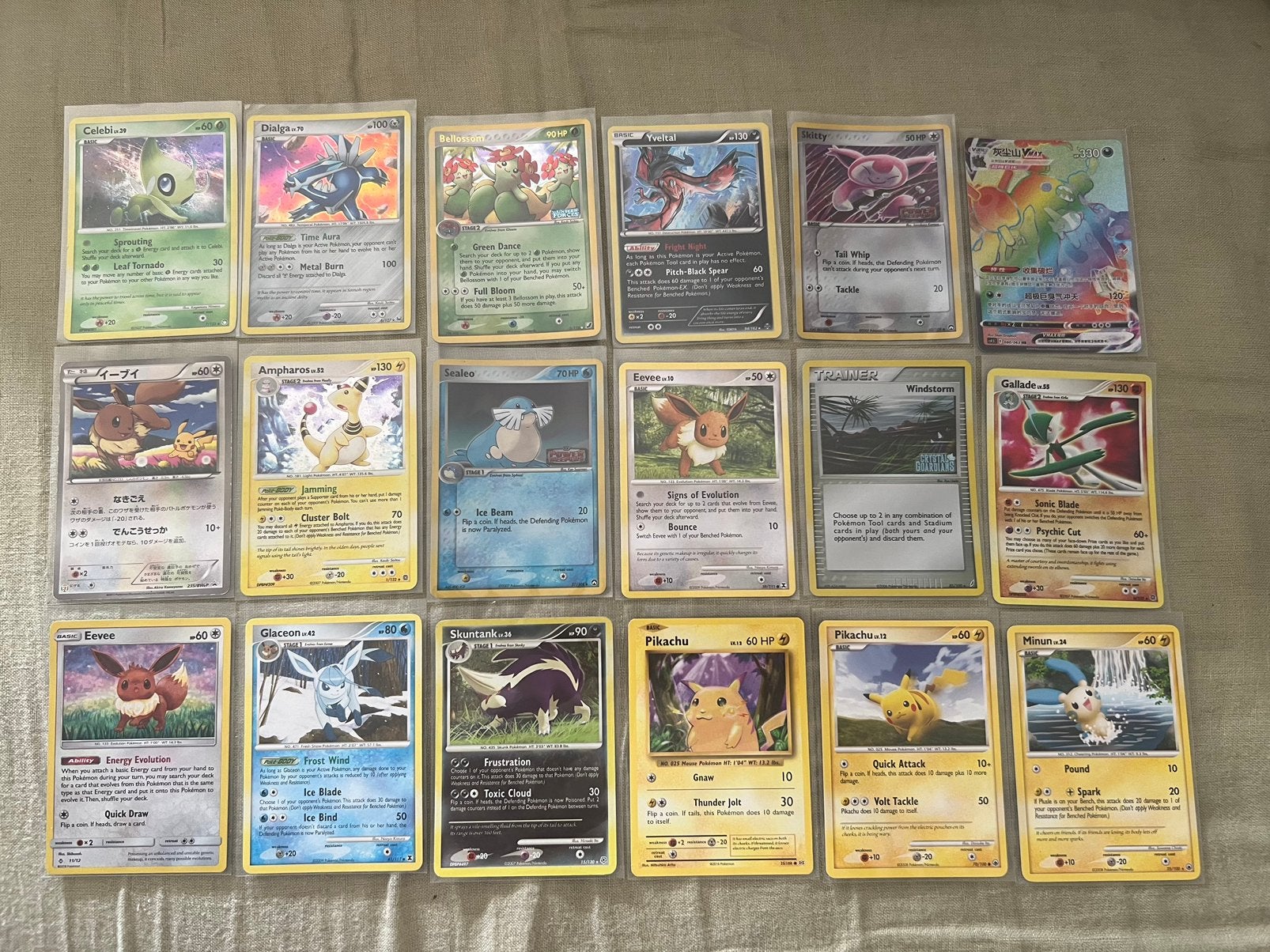Foto 3 van Enorm grote Pokemon Kaarten collectie